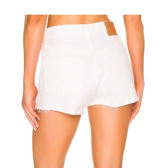 Original Levi’s 501 high rise / high waisted cut off shorts from Revolve Size 27 - Picture 2 of 8